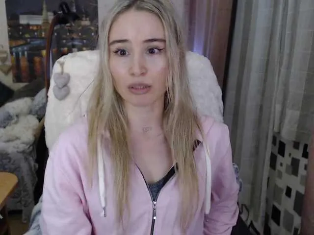 Live sex webcam photo for xyliganka777 #241227328