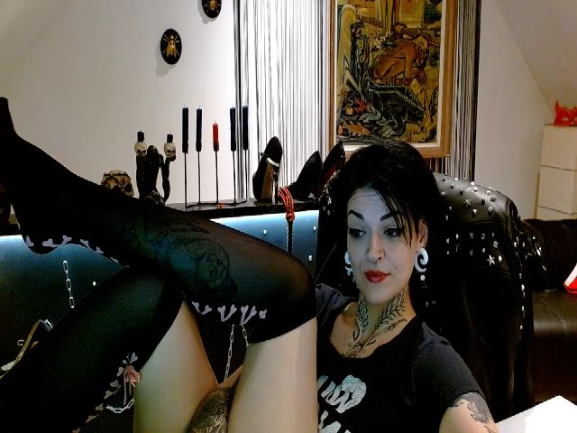 Live sex webcam photo for DaemonInk #254574620