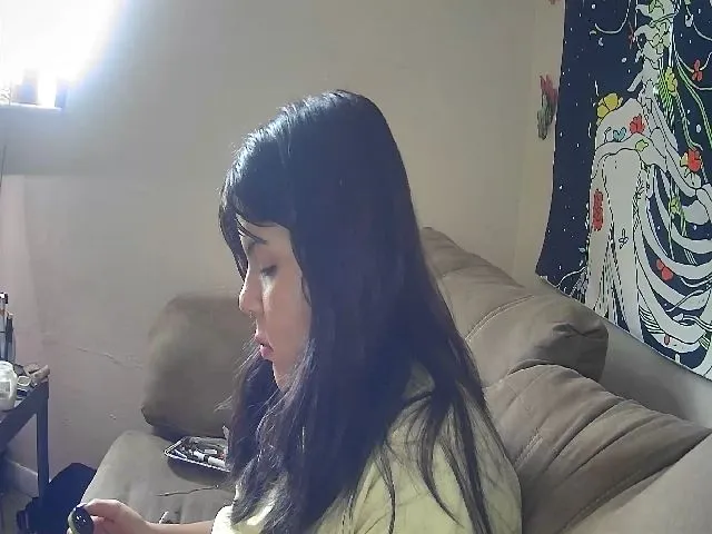 Live sex webcam photo for Lilmisspurp #258844696