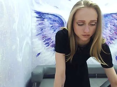 Live sex webcam photo for EvaWant #244670295