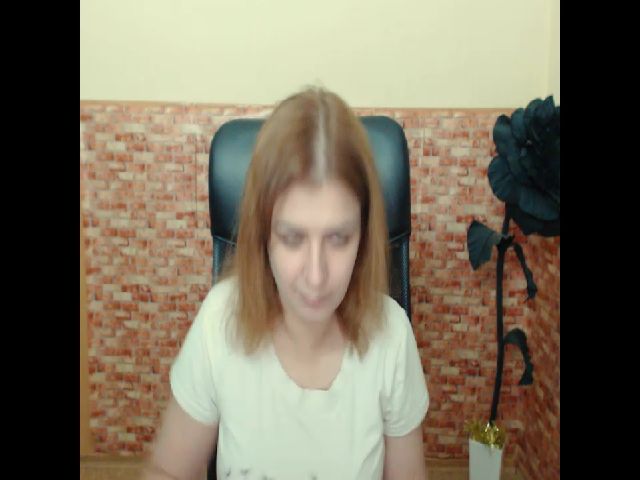 Live sex webcam photo for CristiCarter #252591531