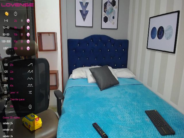 Live sex webcam photo for Charlote_Lush #252348014