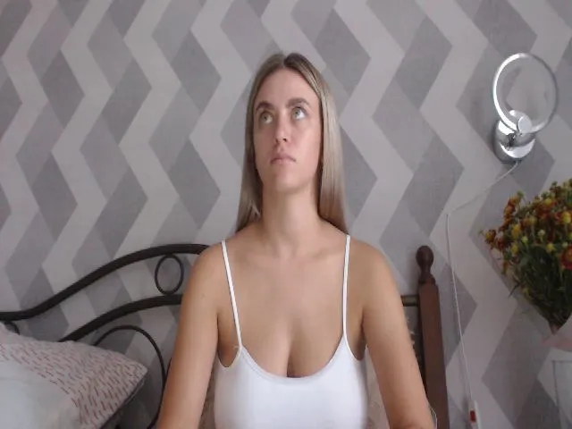 Live sex webcam photo for yoursweetlov #258174730