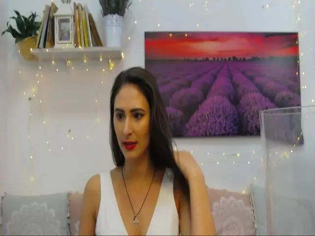 Live sex webcam photo for MaraW #256978660