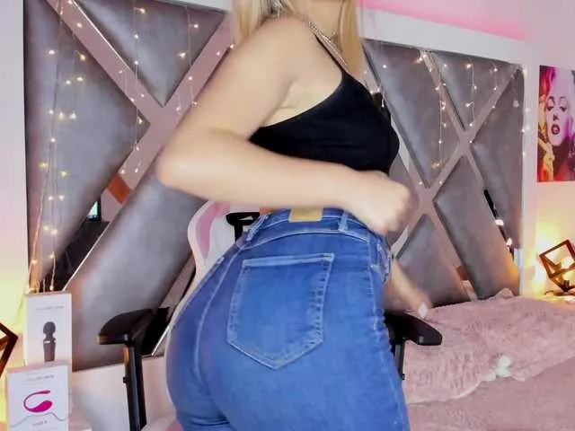 Live sex webcam photo for Catalina-jade #250769890