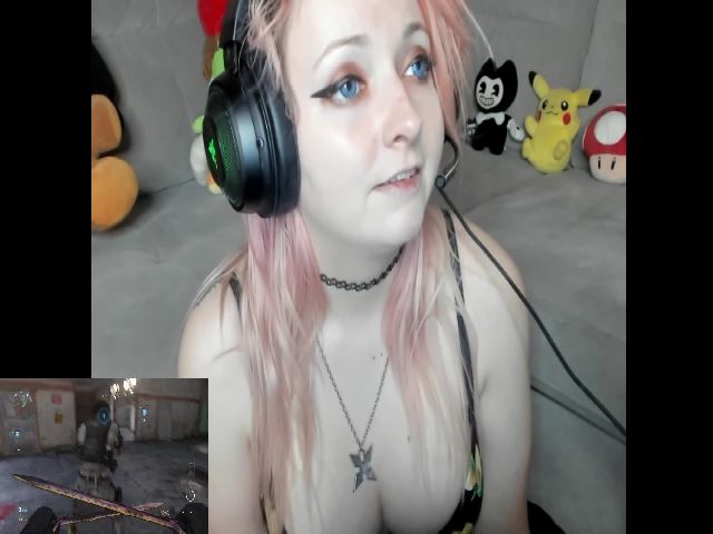 Live sex webcam photo for PrincessBluu #255776230