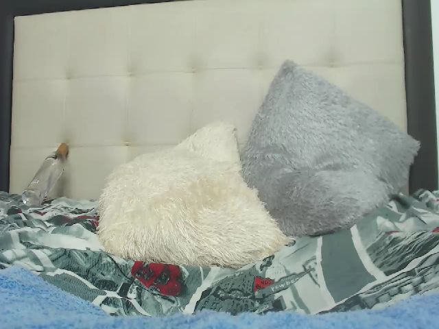 Live sex webcam photo for Pilarstar_ #254052033