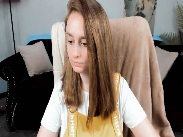 Live sex webcam photo for MissTianaa #258378537