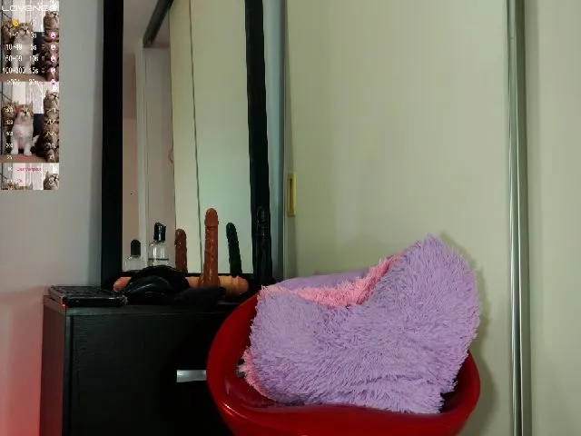 Live sex webcam photo for sexy_goddess_ #262891536