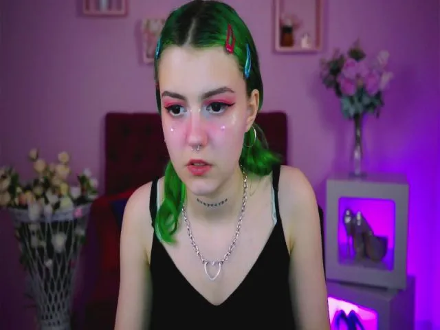 Live sex webcam photo for Potato_Baby #265596624