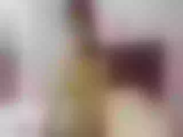 Live sex webcam photo for LittleRed2u #256099086