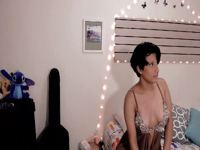 Live sex webcam photo for Lorelain_ #259055240