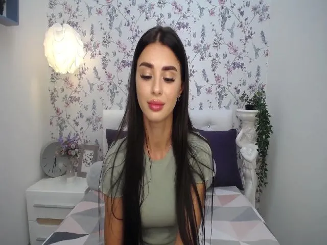 Live sex webcam photo for GiaVegas #265633147