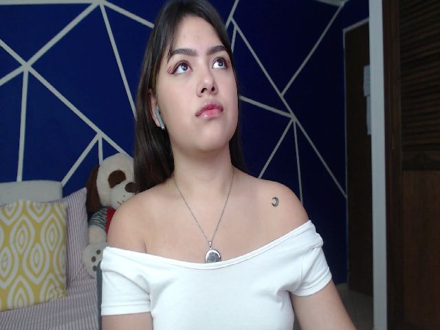 Live sex webcam photo for Angelin_cute #261626513