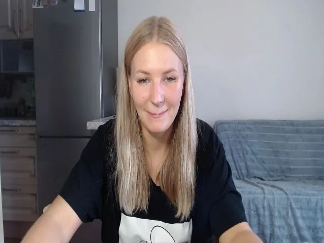 Live sex webcam photo for UrBlack_Kitty #263002014