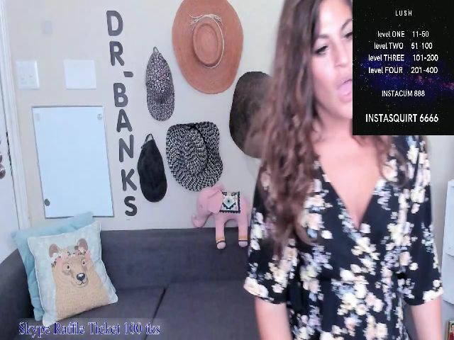 Live sex webcam photo for Dr_MylaBanks #254985578