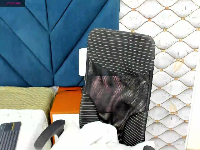 Live sex webcam photo for Anna_cooper #263966003