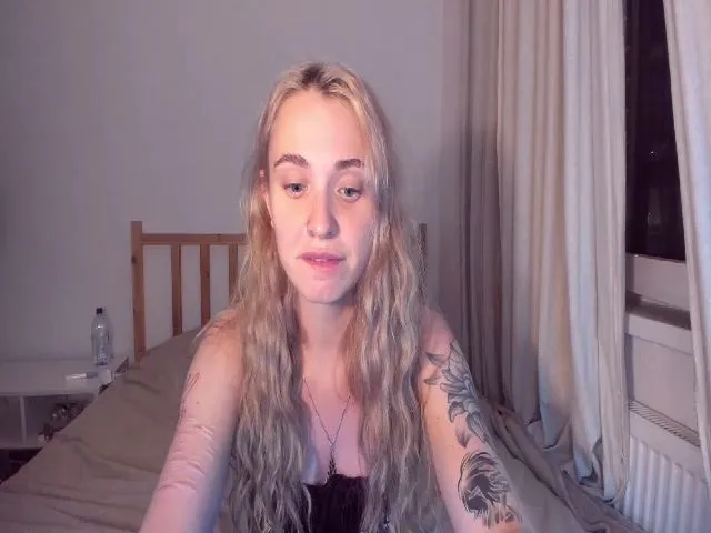 Live sex webcam photo for Uvirtualfrnd #257081134