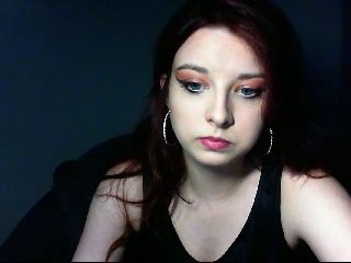 Live sex webcam photo for VirginLuna18 #251976738