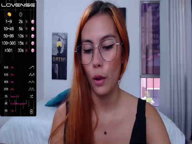 Live sex webcam photo for Alessiafioore #261502237