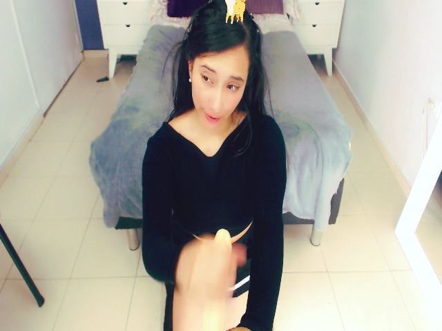 Live sex webcam photo for anniesclub #253278072