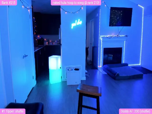 Live sex webcam photo for TheSharkQueen #259853902