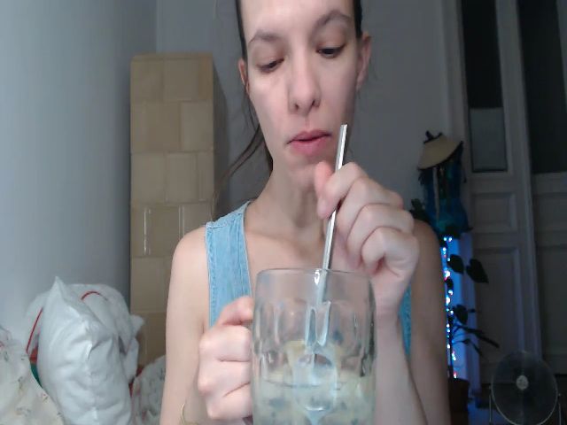 Live sex webcam photo for PetitePinkie #261684414