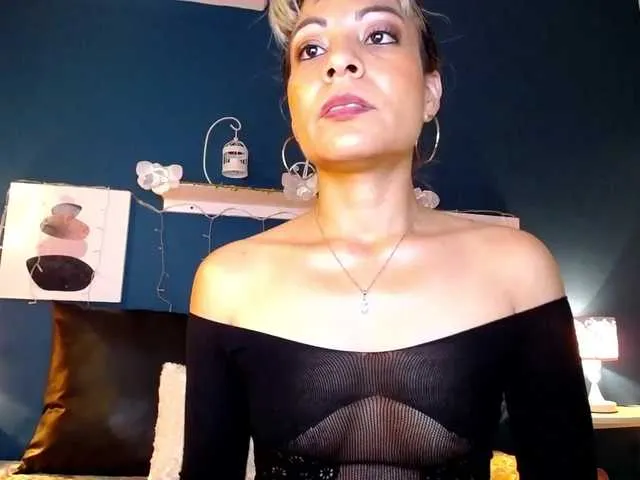 Live sex webcam photo for TessaBaker #241191624