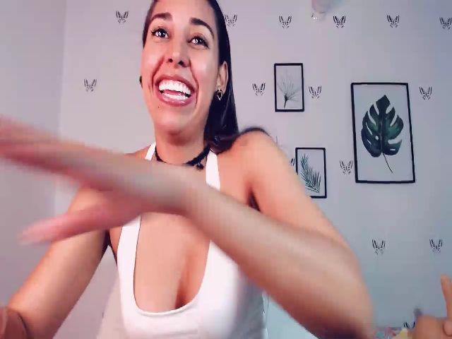 Live sex webcam photo for Tamy_bennett #258718078