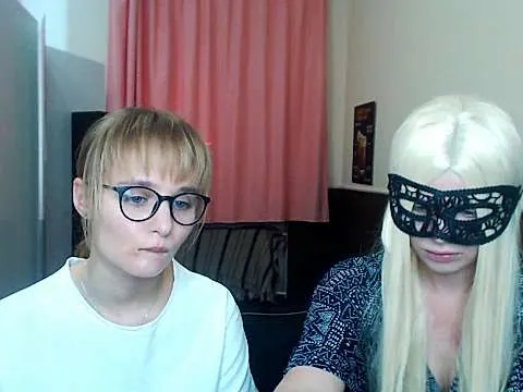 Live sex webcam photo for PrincessVivien #243992239