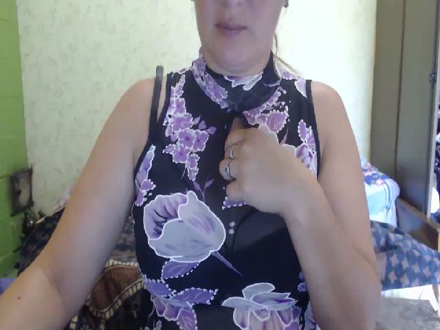 Live sex webcam photo for xxx_butterfly #256247389
