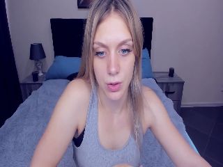 Live sex webcam photo for MeganKind #252122589
