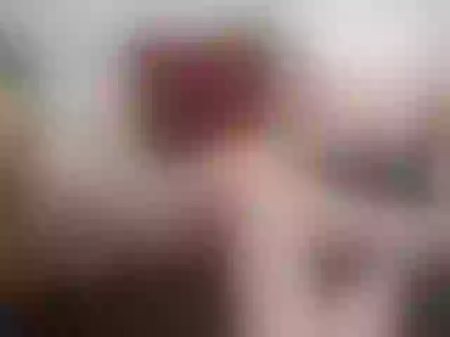 Live sex webcam photo for MackenzieJoe #264550959