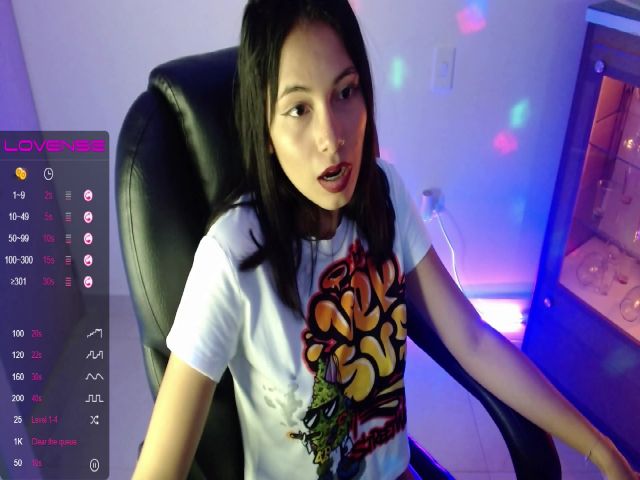 Live sex webcam photo for Addisonclark9 #263370908