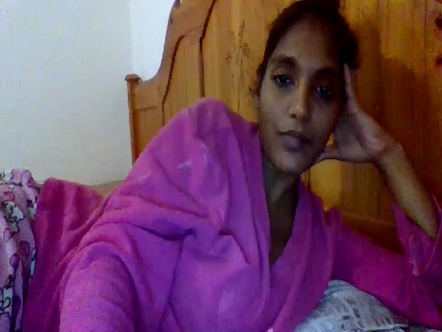 Live sex webcam photo for IndianvixxenX #259363147