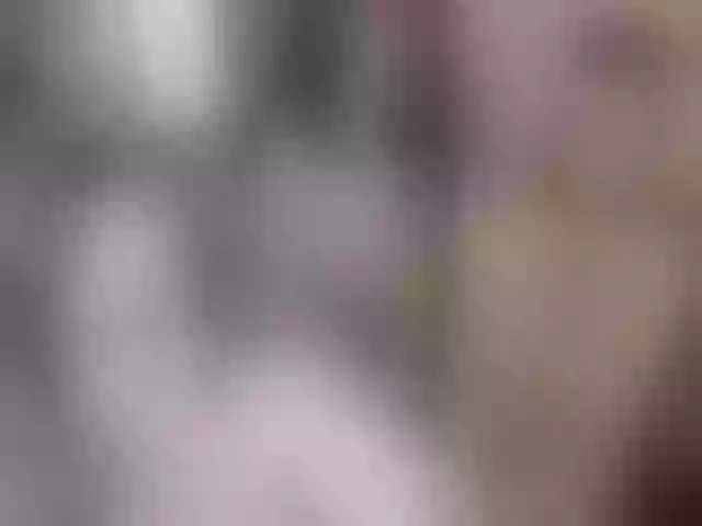 Live sex webcam photo for HotXXXGirl1 #263528240