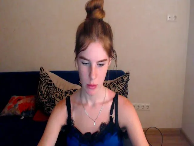 Live sex webcam photo for Vesnyshka #258294024
