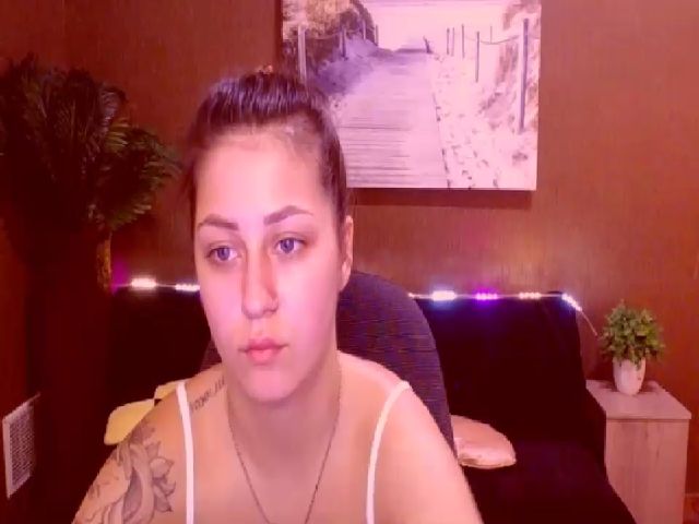 Live sex webcam photo for MsDream_ #255863413