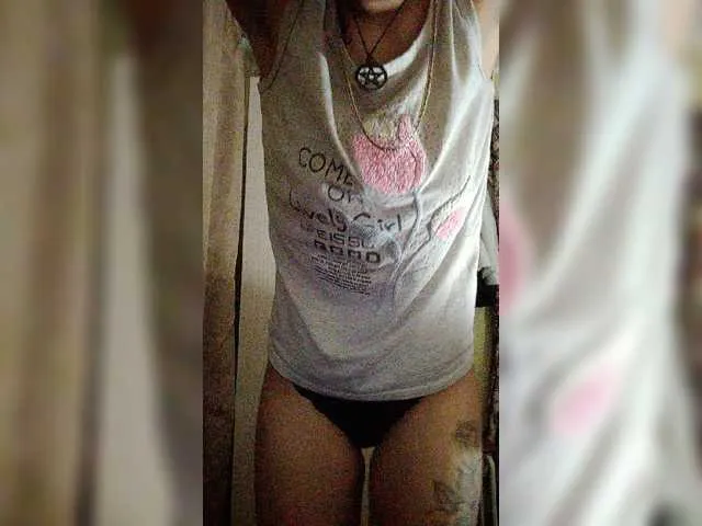 Live sex webcam photo for Anastosia1998 #241351309