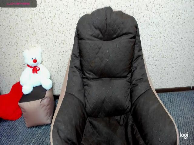 Live sex webcam photo for lilydavra #255627717