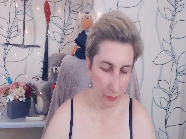 Live sex webcam photo for DepravedMadam #253060572