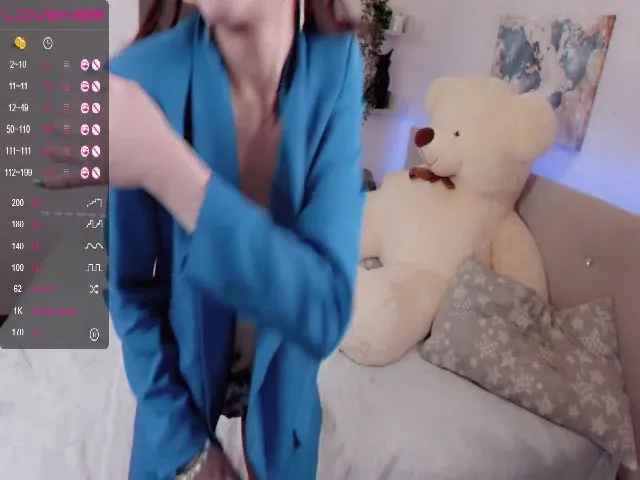 Live sex webcam photo for AnabelAris #265552490