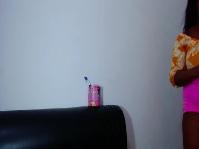 Live sex webcam photo for Irisbrownx #252982660