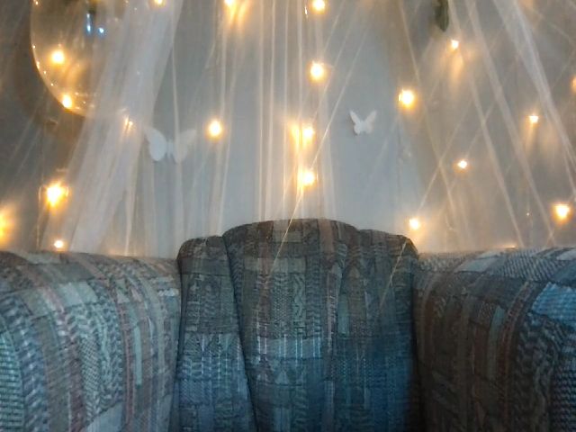 Live sex webcam photo for Pumpkinpanda #252815875