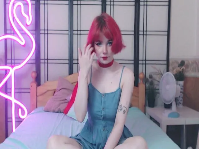 Live sex webcam photo for MinaSanna #262992196