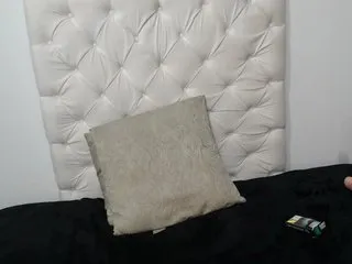 Live sex webcam photo for sophy-vip #240808189