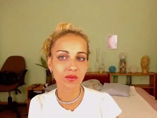 Live sex webcam photo for AdelinJensen #240714181