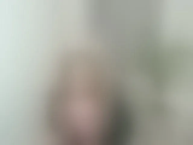 Live sex webcam photo for ReganLovely #262922540