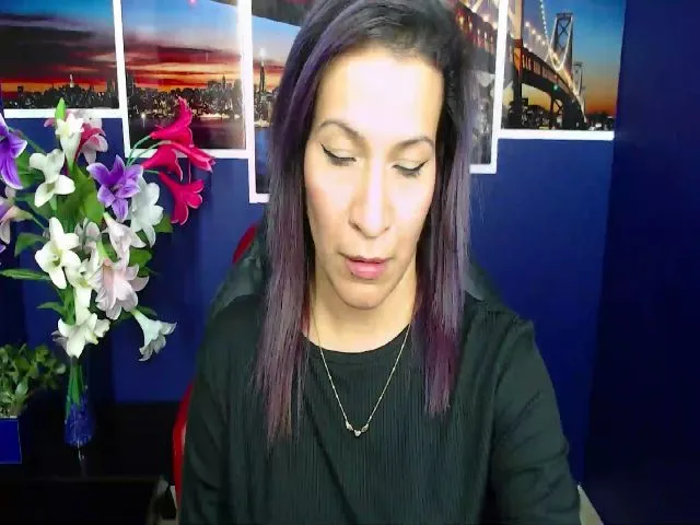 Live sex webcam photo for Infernalsexx #265168700