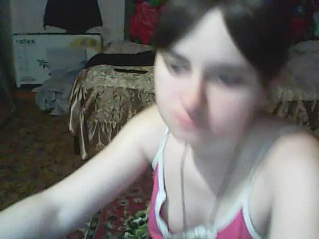 Live sex webcam photo for VikoriaSikret #241258680